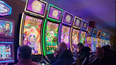 Ganó casi $23 millones en un tragamonedas, no le pagaron y la Justicia falló a su favor
