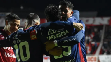 Unión en Santa Fe le ganó 3-2 a Instituto en el cierre de la octava fecha del Clausura