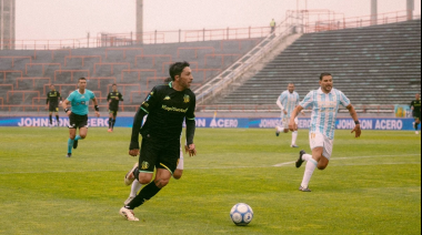 Aldosivi logró una gran victoria ante Atlético Tucumán y sueña con el milagro