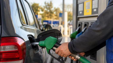 Shell, Axion y Puma aumentaron entre 2 y 5 por ciento los precios de sus combustibles