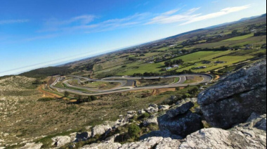 El autódromo Juan Manuel Fangio de Balcarce volvió a rugir tras 15 años de parate
