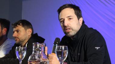 Kreplak:”Tenemos que hacer el esfuerzo para sacar a Milei del lugar en donde está”