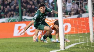 Sarmiento dejó el alma y logró un buen punto ante River en el Eva Perón