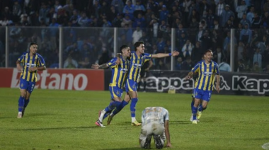 Central ganó en un partido dramático en Tucumán y está tiro en la anual