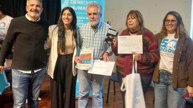 Un relato de la docente juninense Susana Bogey integra el libro “Memorias Mayores: 50 años, 50 voces”