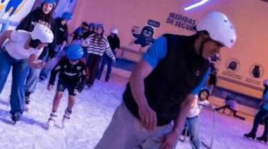 Tragedia en la pista de hielo de Aló: joven perdió dos dedos y denuncian falta de seguro