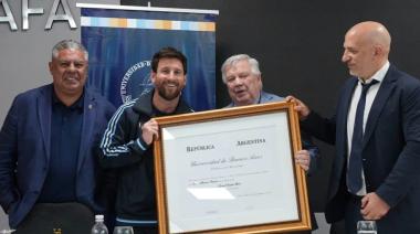 La Universidad de Buenos Aires  distinguió a Lionel Messi con el Doctorado Honoris Causa