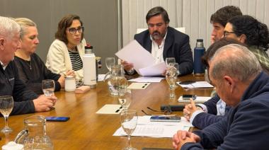 "La UCR bonaerense trabaja para ofrecer una solución radical a los eternos problemas de la provincia"