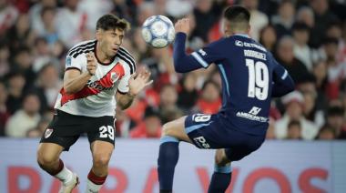 River Plate venció a Racing en el Monumental y llega en alza al Superclásico ante Boca