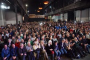 Apartan del cargo a docente por ir  a la presentación del libro de CFK