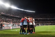 River Plate goleó a Argentinos Juniors y quedó escolta de Racing