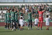 Con dos penales, Sarmiento le ganó a Riestra en el final