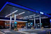 Desde hoy, se puede cargar nafta más barata en horarios nocturnos