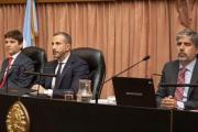 ¿Cuáles son los tres requisitos que deberá cumplir Cristina para no perder la domiciliaria?