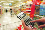 En julio, una familia tipo necesitó $1.149.353 para no ser pobre