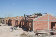 El Gobierno traspasa planes de vivienda a provincias y municipios