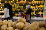 Relanzan un programa de descuentos para jubilados en supermercados