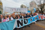 Los gremios docentes realizan protestas en contra de la no aplicación de la ley