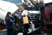 Dos camioneros fueron hospitalizados tras un fuerte accidente en Baradero