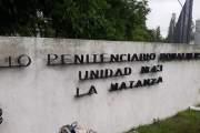 Suspendieron el ingreso de presos a una cárcel bonaerense por falta de agua