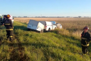 Tres muertos tras un violento choque frontal cerca de Guaminí
