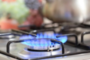 Autorizan una suba de la tarifa de gas desde mayo para el AMBA y el interior