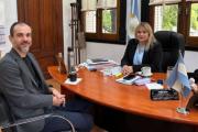 Revilla recibió a Petrecca en Arenales en medio de la preocupación por las finanzas de los municipios