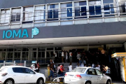 IOMA en llamas: médicos reclaman una fuerte deuda y asoma un paro en La Plata