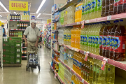 Cayeron las ventas en los supermercados y mayoristas durante el primer trimestre