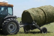 Chocó contra un tractor que circulaba con las luces tapadas y se decapitó