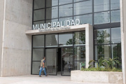 Municipales contra Passaglia: “No puede hablar de IOMA quien precarizó trabajadores”