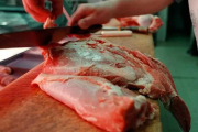 El consumo de carne vacuna cae a mínimos históricos y acelera el reemplazo por pollo y cerdo