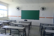 Docentes bonaerenses paran el martes en reclamo de mejores salarios
