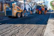 Tras reclamos y deterioro, el Municipio realiza remiendos desparejos en calles de Junín