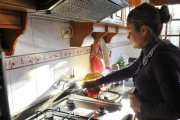 El personal de casas particulares tendrá un aumento salarial del 1,9% más una suma fija de $20.000