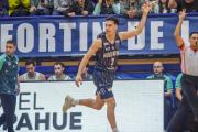 Argentino estuvo encendido en el debut y festejó ante Ferro en El Fortín