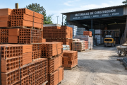 En agosto la construcción cayó 4,4% y la industria manufacturera, 3,2%