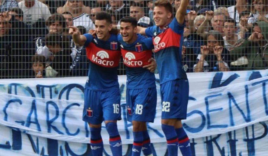 Gimnasia perdió con Tigre en el Bosque y no pudo alcanzar a Boca en la ...