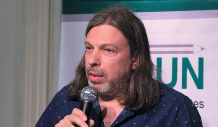 Unánime rechazo de docentes y no docentes a la insuficiente propuesta ...