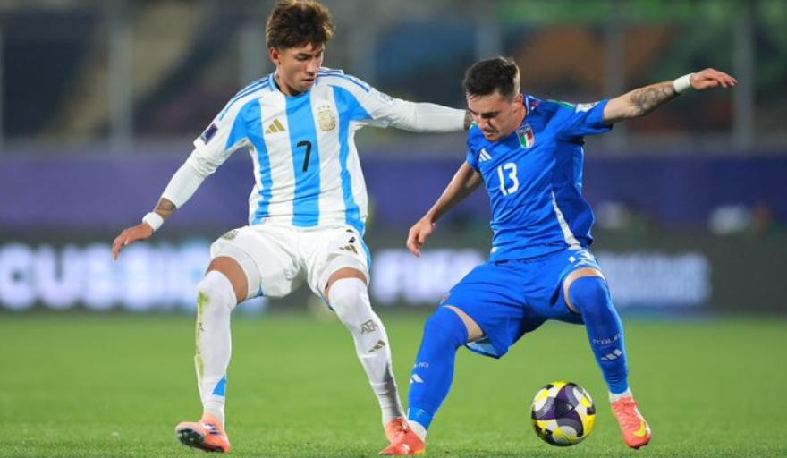 La selección argentina le ganó a Italia y cerró la fase de grupos con ...