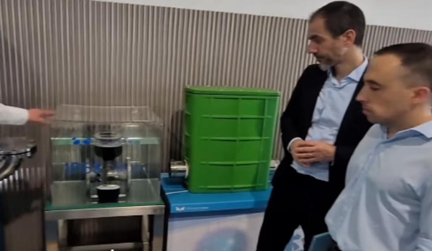 Pablito clavó un viajecito, lejos de casa. Qué viajecito clavó Pablito